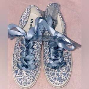 Superga sneakers size 38